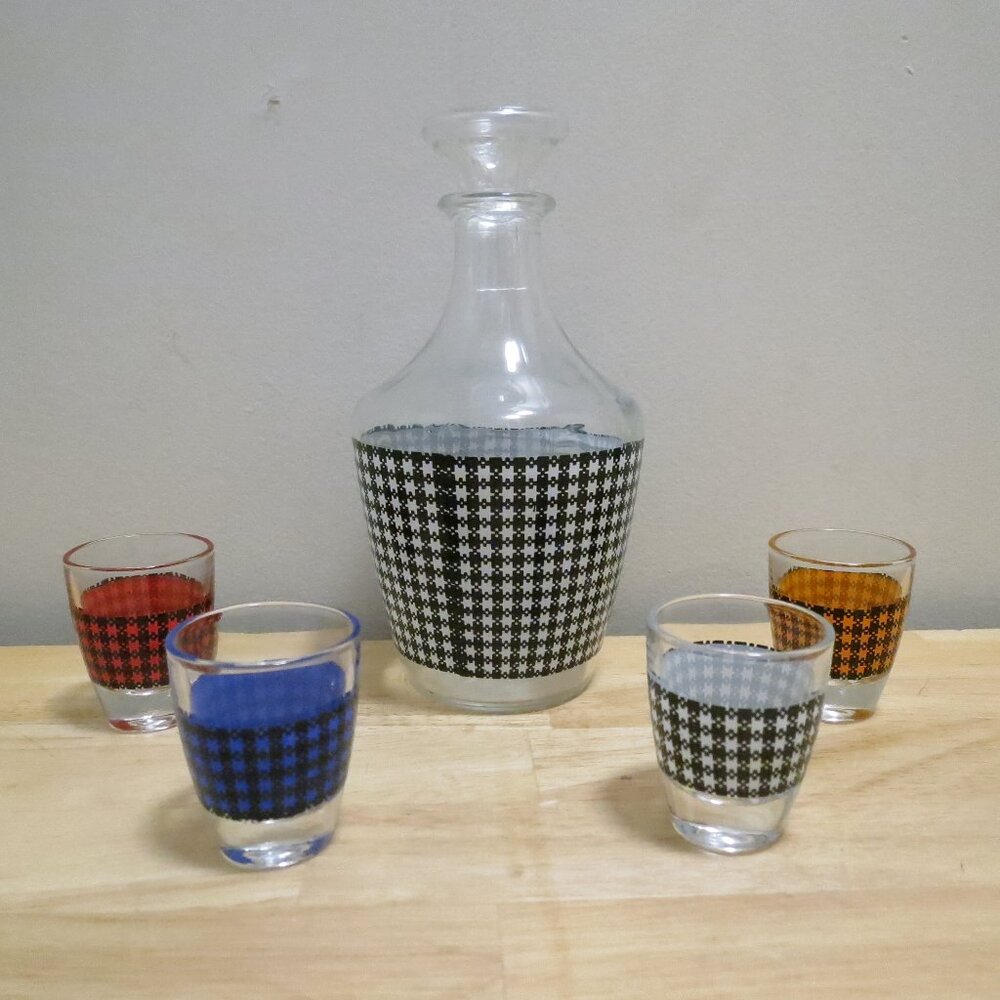Glass Decanter Set Vintage Retro 4 Shot Glasses Houndstooth c1950s France